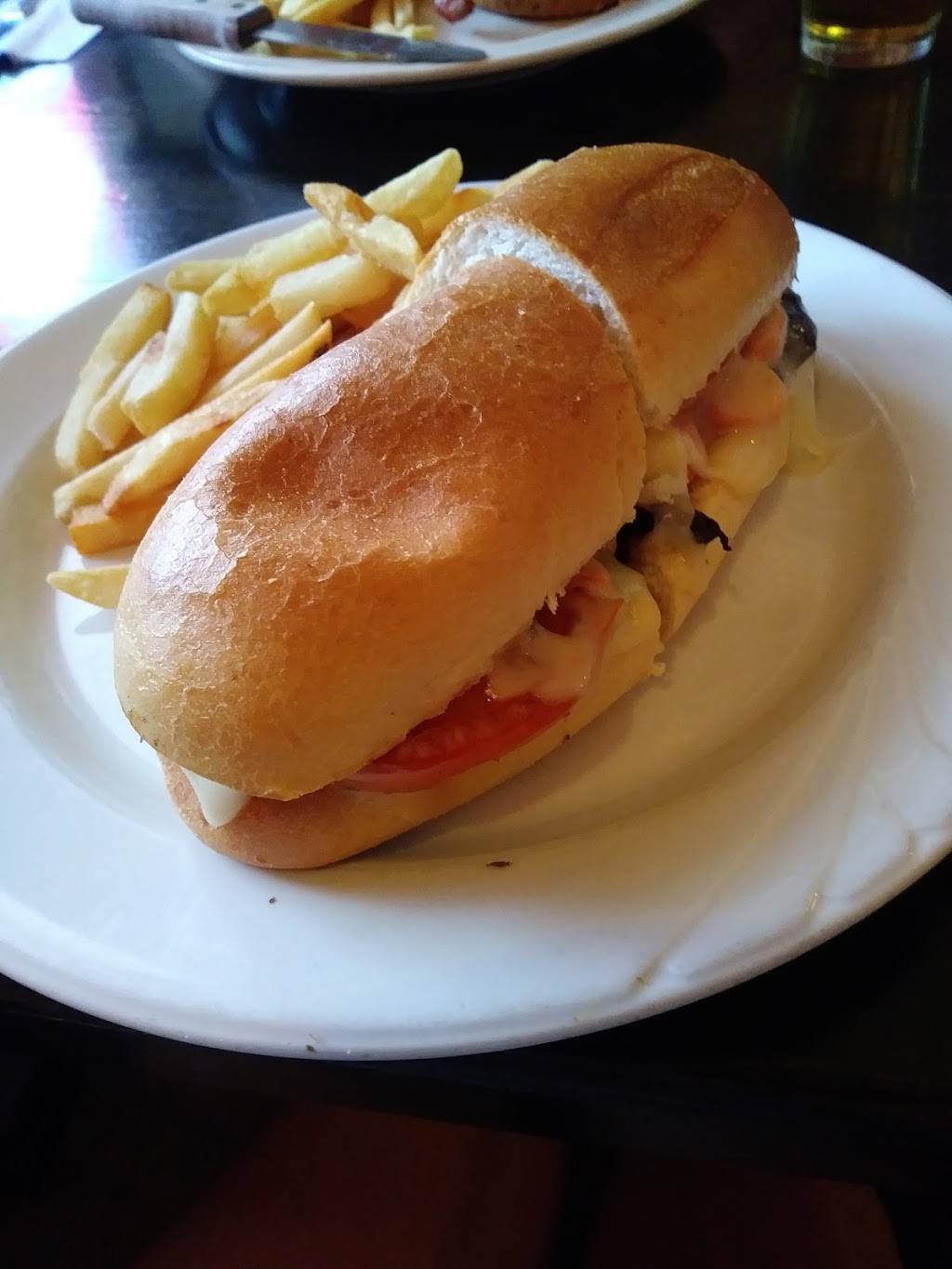 Siamsa Irish Pub | restaurant | 636 Main St, Stroudsburg, PA 18360, USA | 5704218434 OR +1 570-421-8434