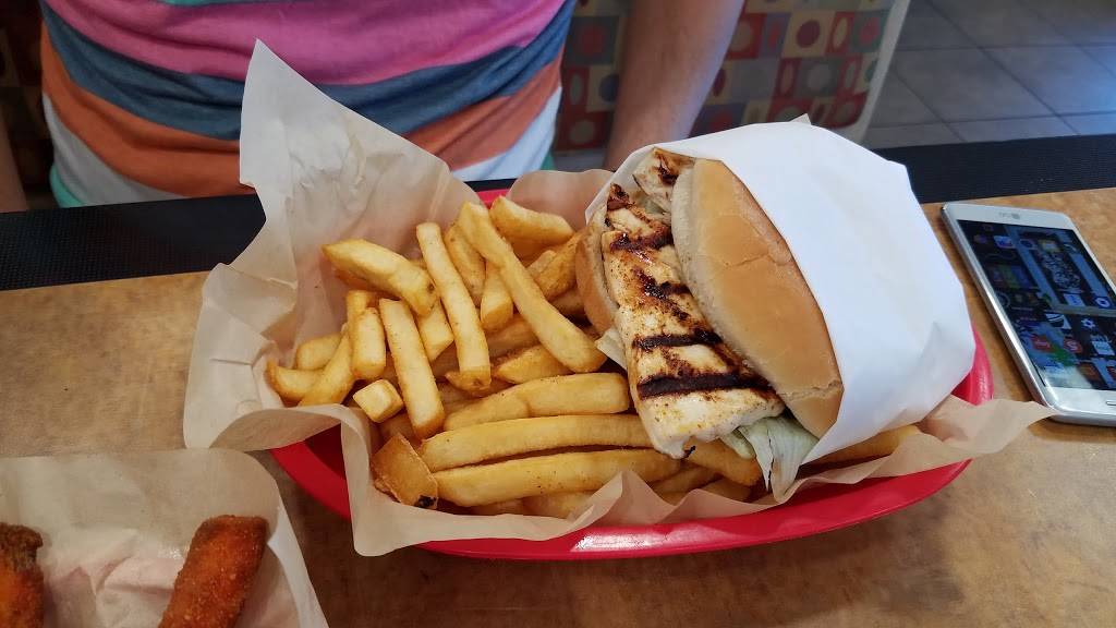 Holiday Cafe | restaurant | 4890 South Motor Lane, Ontario, CA 91761, USA | 9093902222 OR +1 909-390-2222