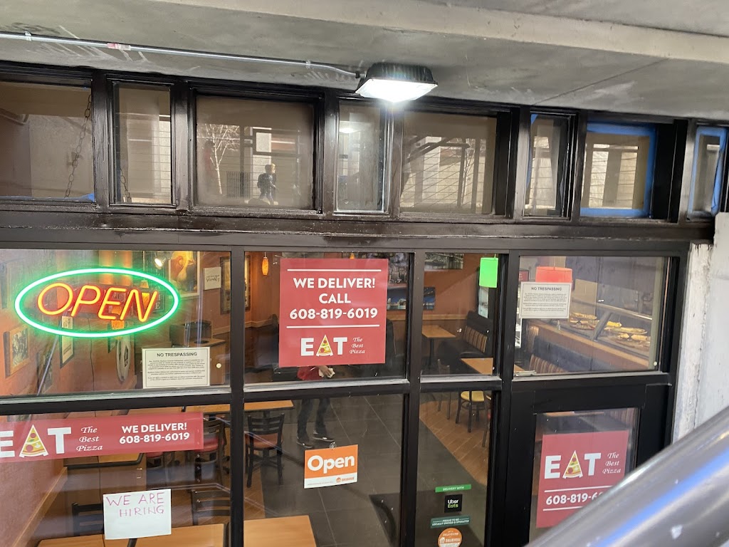 Eat the Best Pizza | restaurant | 711 State St, Madison, WI 53703, USA | 6088196019 OR +1 608-819-6019