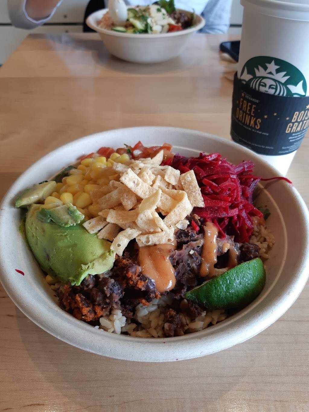 Freshii | restaurant | 239 Earl Stewart Dr, Aurora, ON L4G 7Y3, Canada | 2893171133 OR +1 289-317-1133