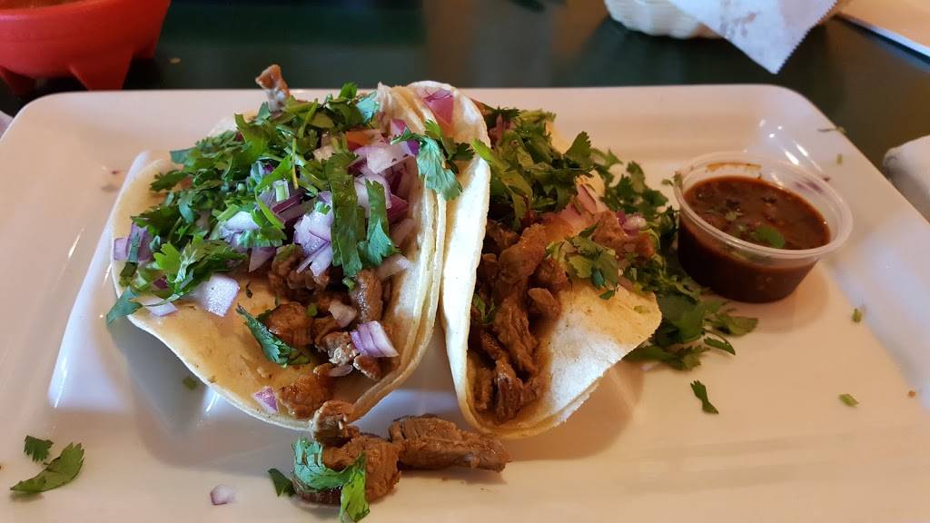 Jalapenos | restaurant | 4387 Venture Dr, Peru, IL 61354, USA | 8152201638 OR +1 815-220-1638