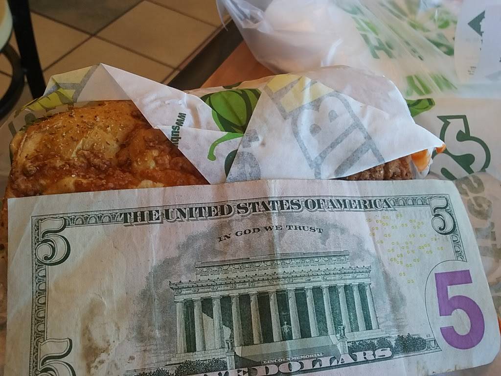 Subway | restaurant | 295 Middlesex Ave, Medford, MA 02155, USA | 7813961921 OR +1 781-396-1921
