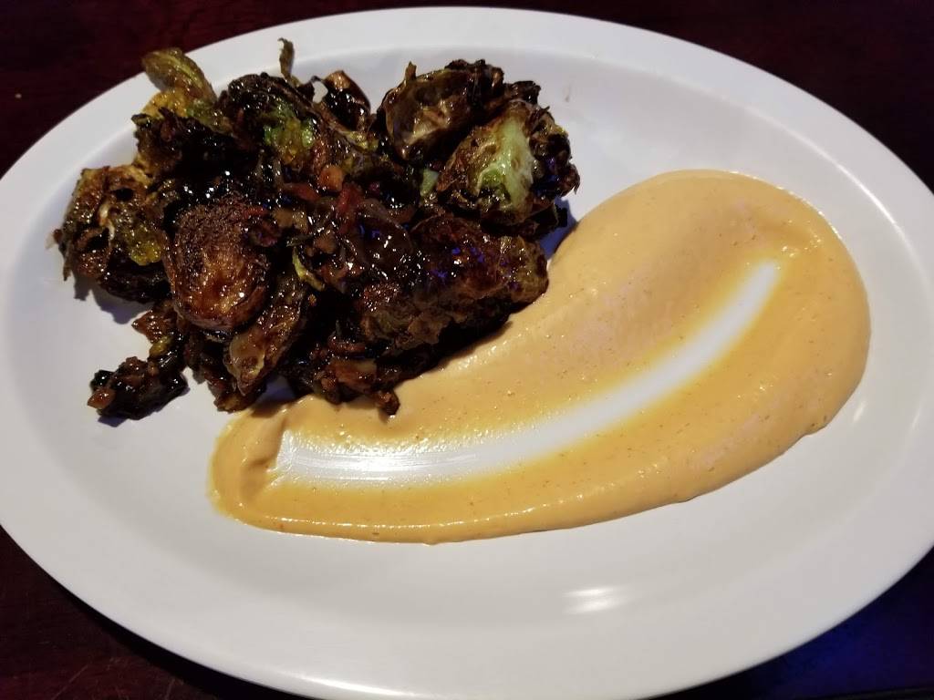 Gilhulys on 61 | restaurant | 5 Lake St, Berlin Heights, OH 44814, USA | 4195883333 OR +1 419-588-3333