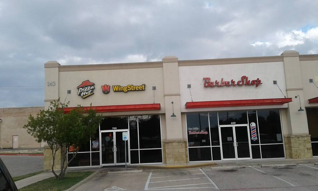 Pizza Hut | restaurant | 143 Exchange Blvd, Hutto, TX 78634, USA | 5126424415 OR +1 512-642-4415