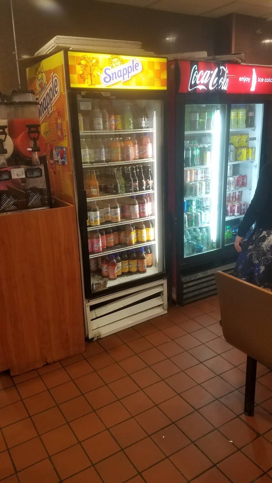 Shimons Kosher Pizza | restaurant | 7124 Main St, Flushing, NY 11367, USA | 7187931491 OR +1 718-793-1491