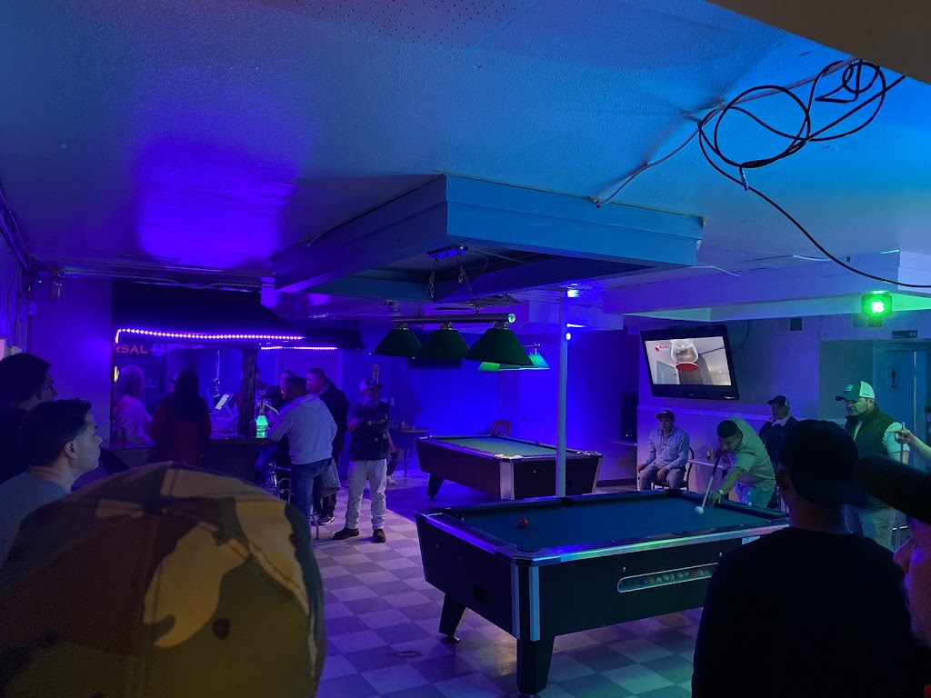 Luna Restaurant and Nightclub | restaurant | 7227 Jefferson Davis Hwy, Richmond, VA 23237, USA | 8046584620 OR +1 804-658-4620