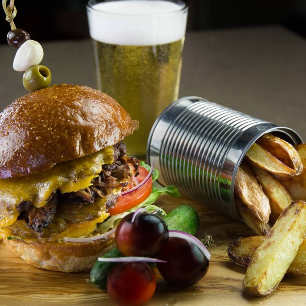 Kitchen West Restaurant | restaurant | 7700 E McCormick Pkwy, Scottsdale, AZ 85258, USA | 4805967522 OR +1 480-596-7522