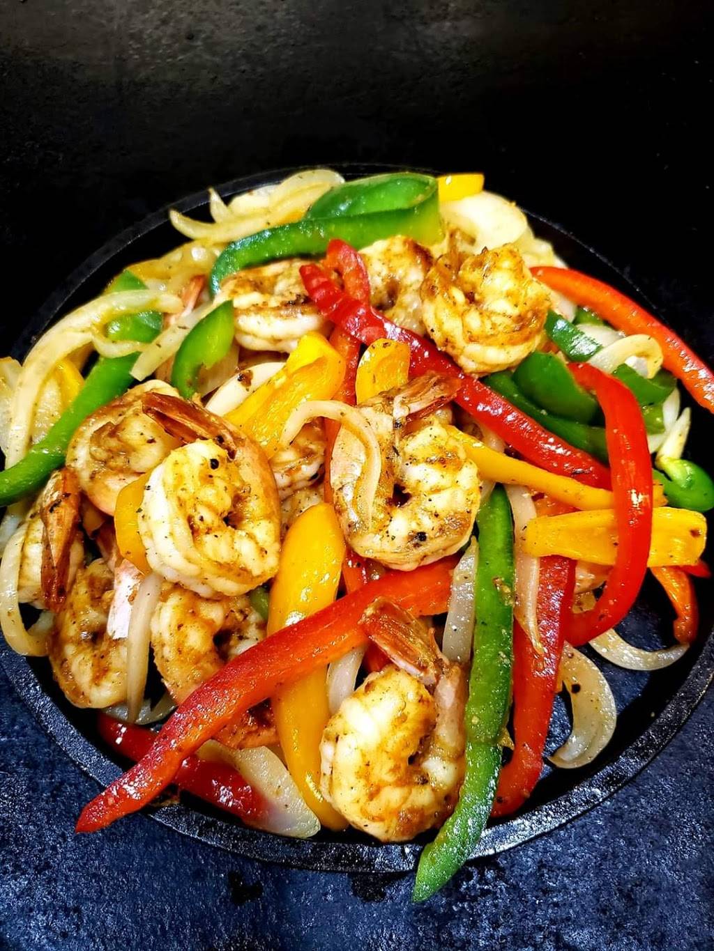 Mias cocinita | restaurant | 305 S Locust St, Grand Island, NE 68801, USA | 3086753413 OR +1 308-675-3413