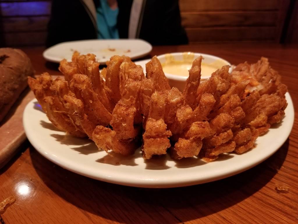 Outback Steakhouse | restaurant | 216 E Golf Rd, Schaumburg, IL 60173, USA | 8478438884 OR +1 847-843-8884