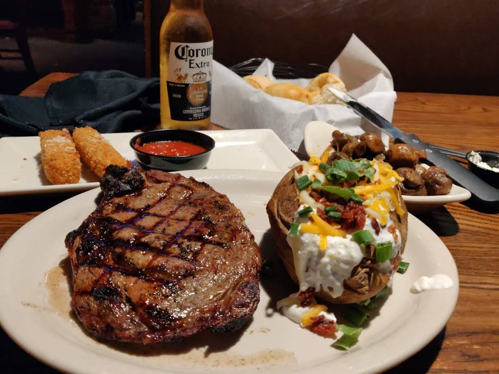 Coltons Steak House & Grill | restaurant | 101 Hospitality Dr, Sikeston, MO 63801, USA | 5734758300 OR +1 573-475-8300