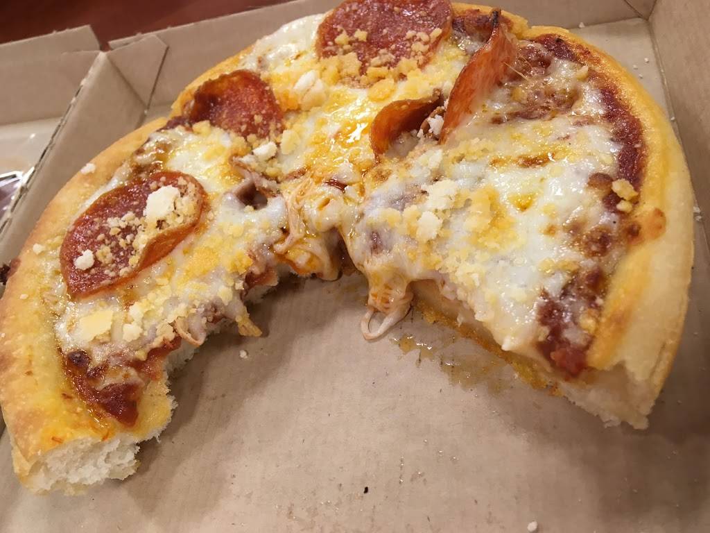 Pizza Hut Express | meal takeaway | 3599 W Hillsboro Blvd, Deerfield Beach, FL 33442, USA | 9543335214 OR +1 954-333-5214