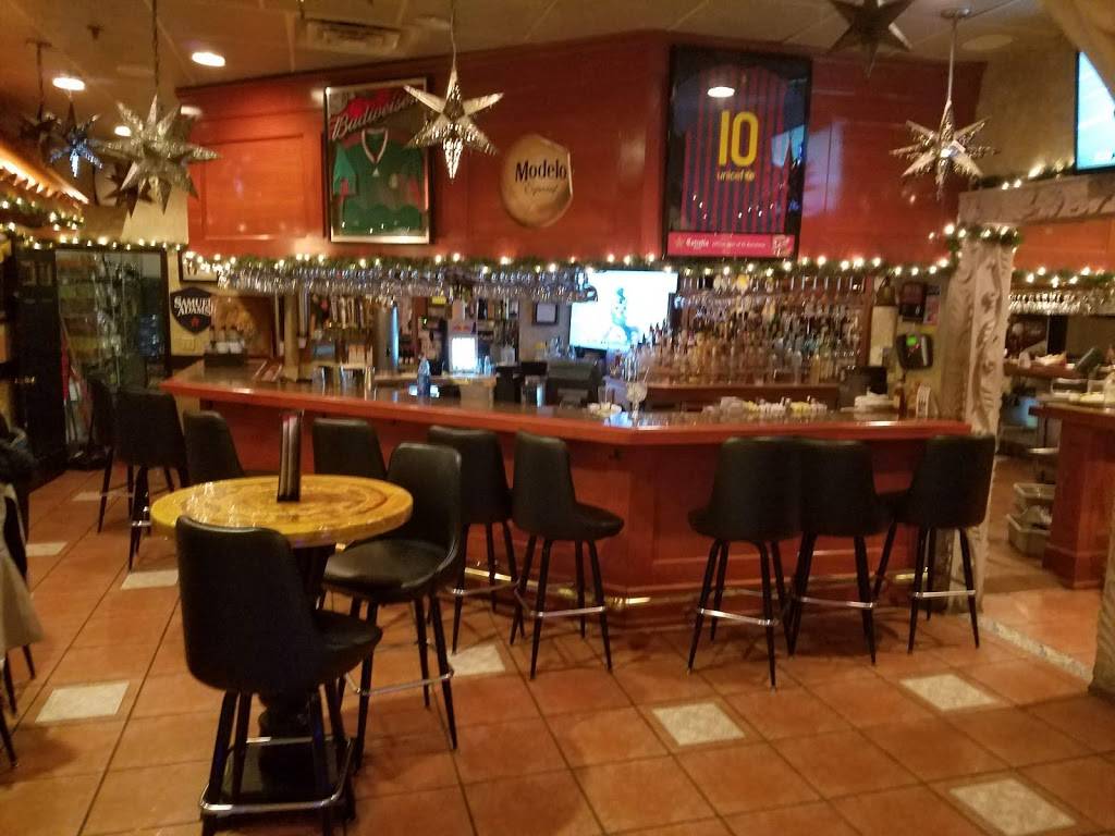 La Carreta | restaurant | North End Shops at Livingston Park, 545 Hooksett Rd, Manchester, NH 03104, USA | 6036286899 OR +1 603-628-6899