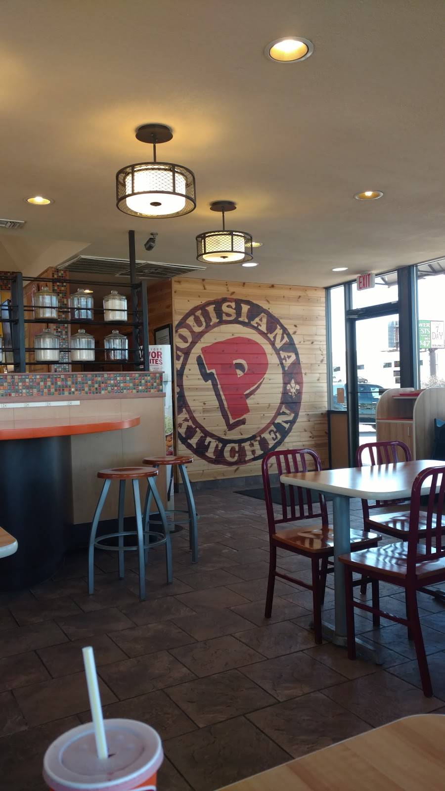 Popeyes Louisiana Kitchen | restaurant | 741 N 48th St, Lincoln, NE 68504, USA | 4024643934 OR +1 402-464-3934