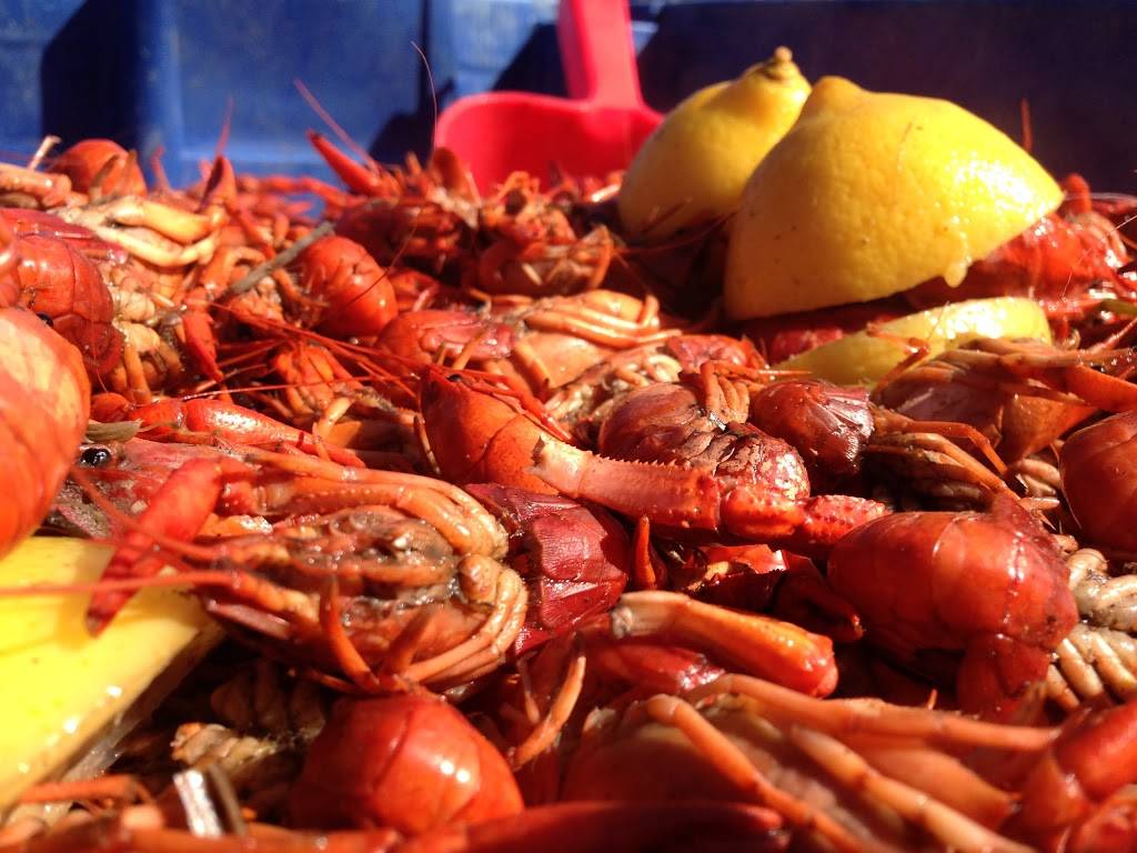 The Harbor Bar & Grill | restaurant | 3024 17th St, Metairie, LA 70002, USA | 5048324117 OR +1 504-832-4117