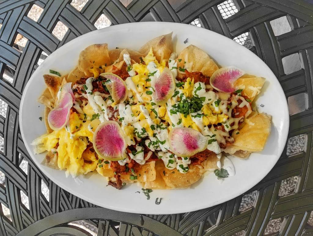 Uncommon Ground | restaurant | 1401 W Devon Ave, Chicago, IL 60660, USA | 7734659801 OR +1 773-465-9801