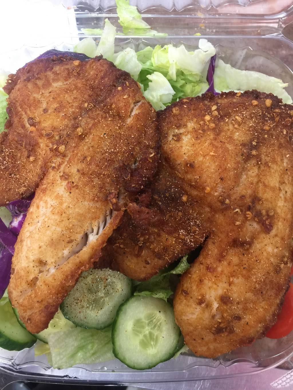 Arizona fried chicken AFC | restaurant | 880 Main St, Brockton, MA 02301, USA | 7742235118 OR +1 774-223-5118