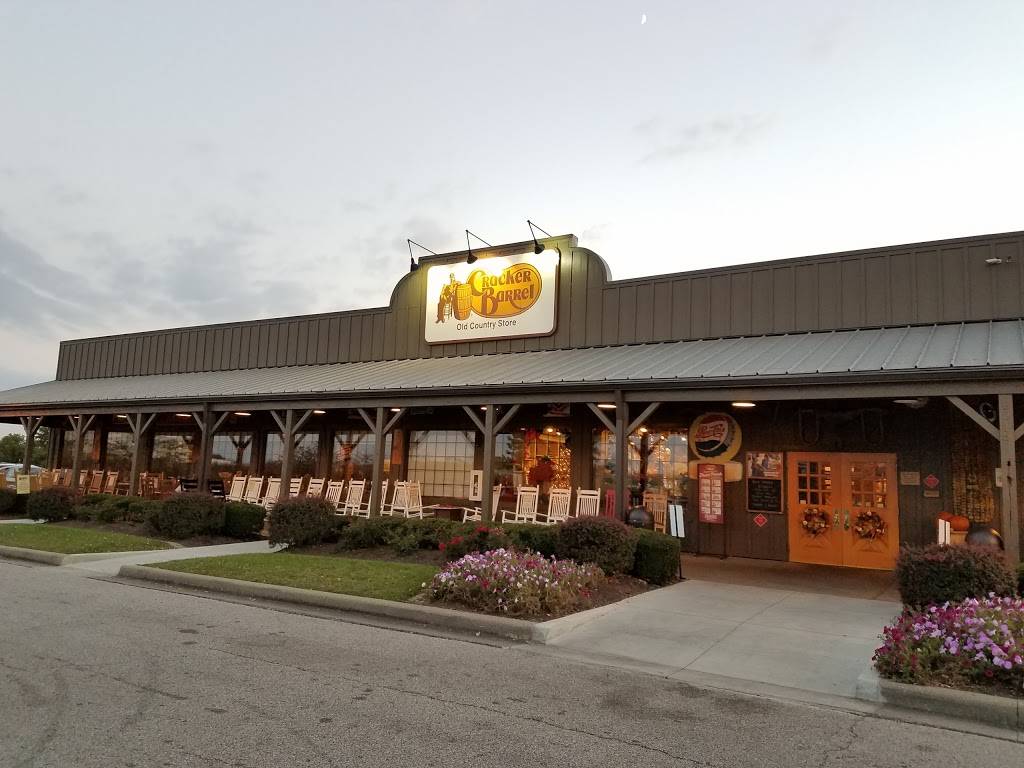 Cracker Barrel Old Country Store | restaurant | 8215 Eagle Lake Dr, Evansville, IN 47715, USA | 8124798788 OR +1 812-479-8788
