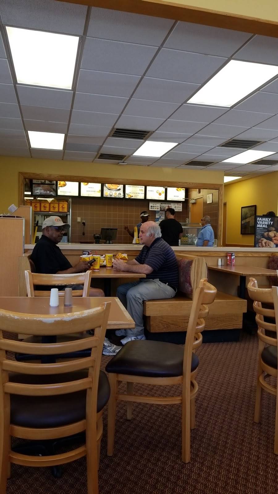 Bojangles Famous Chicken n Biscuits | restaurant | 8710 Farrow Rd, Columbia, SC 29203, USA | 8034196994 OR +1 803-419-6994