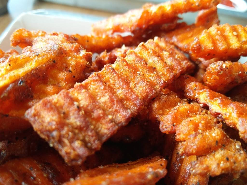 Fatburger | restaurant | 11968 Garvey Ave, El Monte, CA 91732, USA | 6264165018 OR +1 626-416-5018