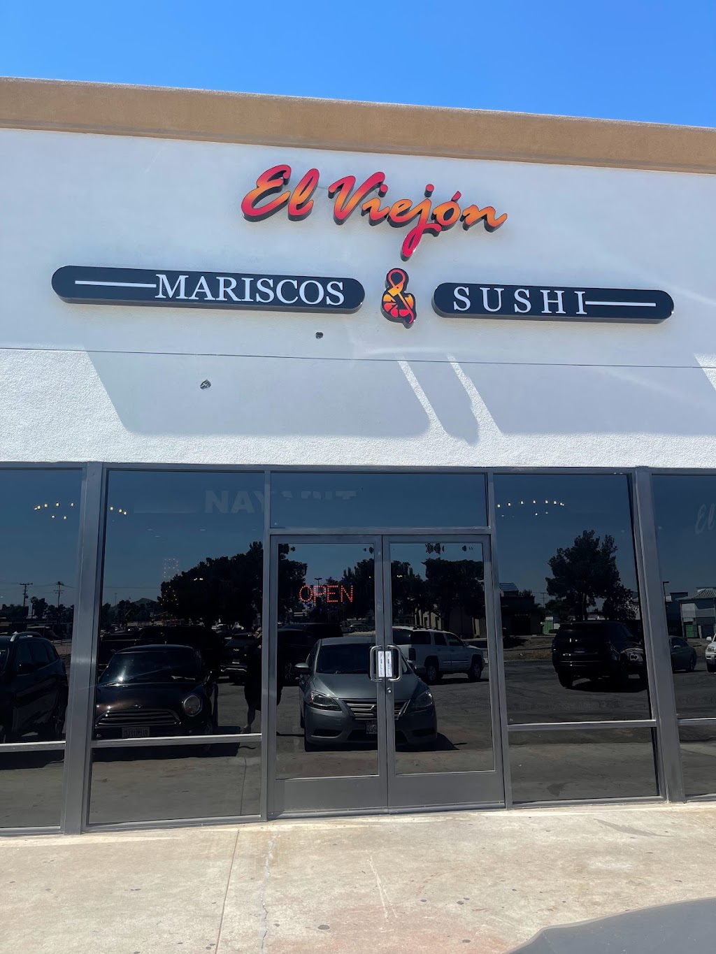 El Viejon mariscos and sushi RESTAURANT | restaurant | 9966 Bloomington Ave, Bloomington, CA 92316, USA | 9096828845 OR +1 909-682-8845