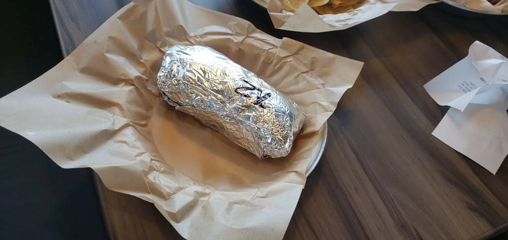 QDOBA Mexican Eats | restaurant | 101 E Tiverton Way, Lexington, KY 40503, USA | 8592733448 OR +1 859-273-3448