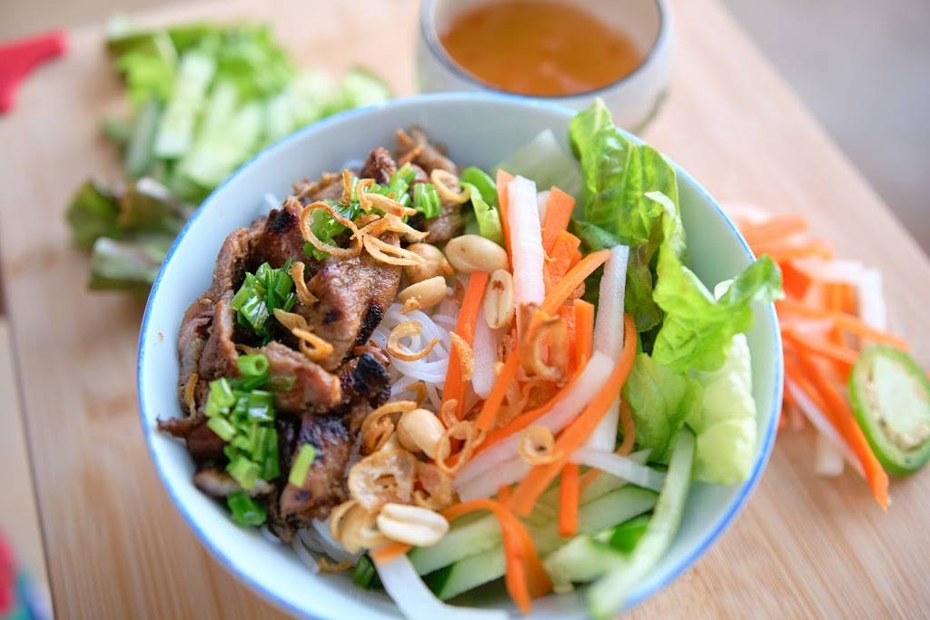 Bella Banh Mi Cafe | restaurant | 1630 Liliha St, Honolulu, HI 96817, USA | 8082183274 OR +1 808-218-3274