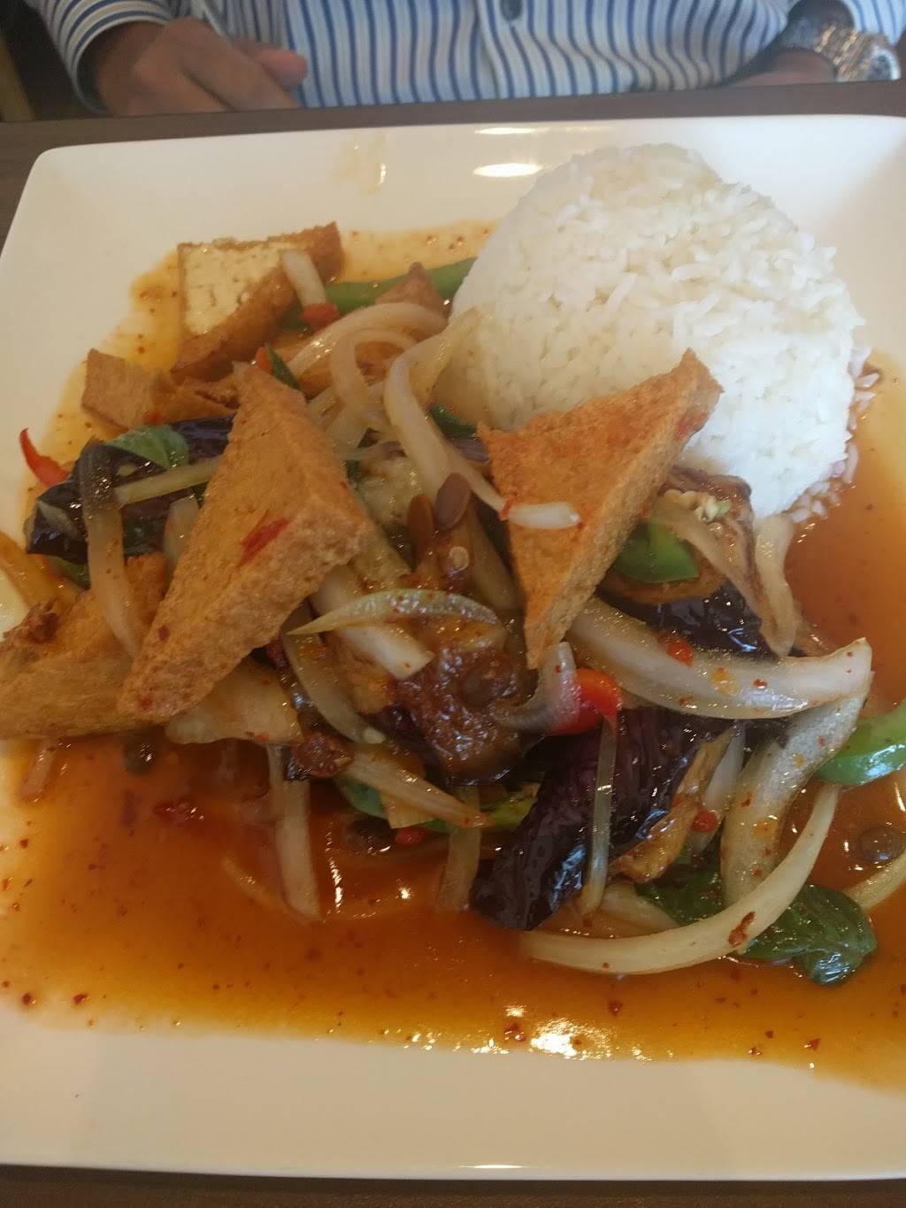Trendy Thai | restaurant | 16030 Arrow Hwy, Irwindale, CA 91706, USA | 6268149838 OR +1 626-814-9838