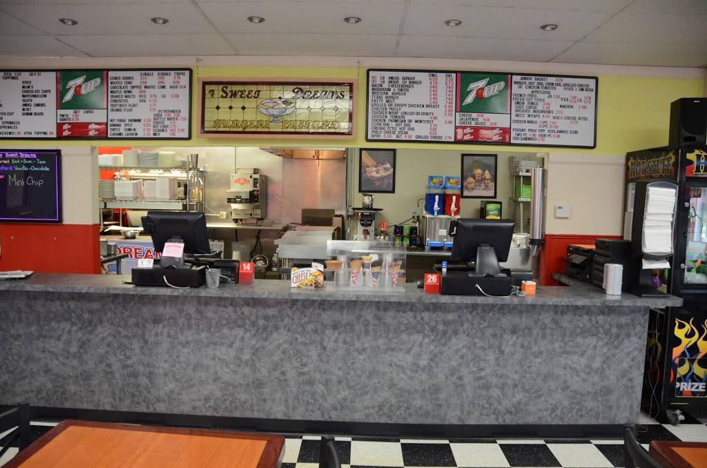 Sweet Dreams | restaurant | 540 Hartbrook Dr Ste A, Hartland, WI 53029, USA | 2623677120 OR +1 262-367-7120