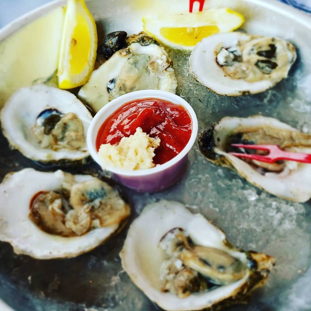 Billys Chowder House | restaurant | 216 Mile Rd, Wells, ME 04090, USA | 2076467558 OR +1 207-646-7558