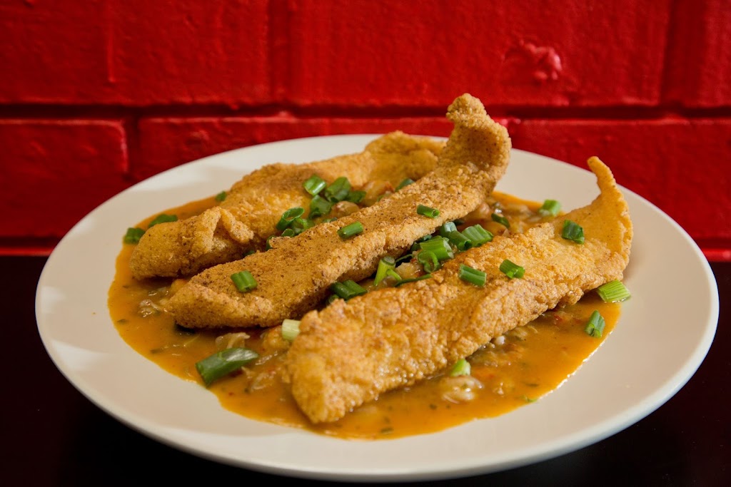 Corks Cajun Fried Fish & Shrimp | restaurant | 5131 Government St, Baton Rouge, LA 70806, USA | 2254789128 OR +1 225-478-9128