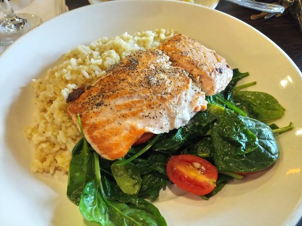 Fishbones St. Clair Shores | restaurant | 23722 Jefferson Ave, St Clair Shores, MI 48080, USA | 5864983000 OR +1 586-498-3000