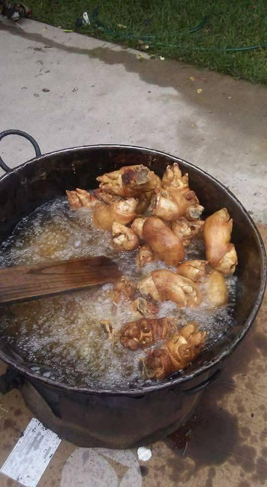 Los Molcajetes Taqueria | restaurant | 100 Knox Ct, Denver, CO 80219, USA | 3039340354 OR +1 303-934-0354