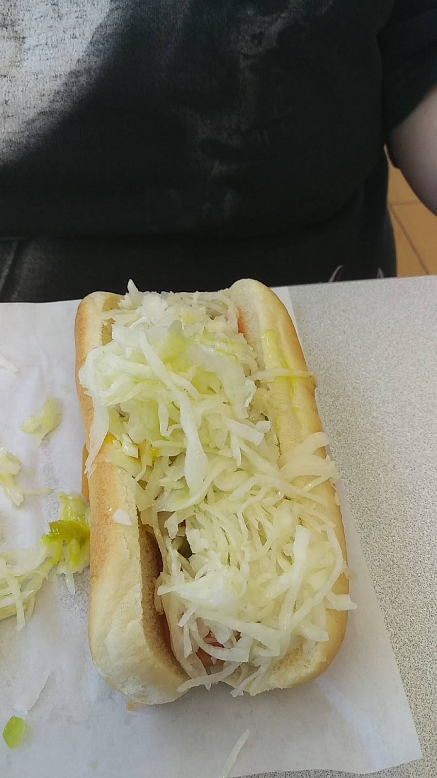 Le Petit Québec | restaurant | 2090 Boulevard Saint-Joseph, Drummondville, QC J2B 5L4, Canada | 8194782444 OR +1 819-478-2444