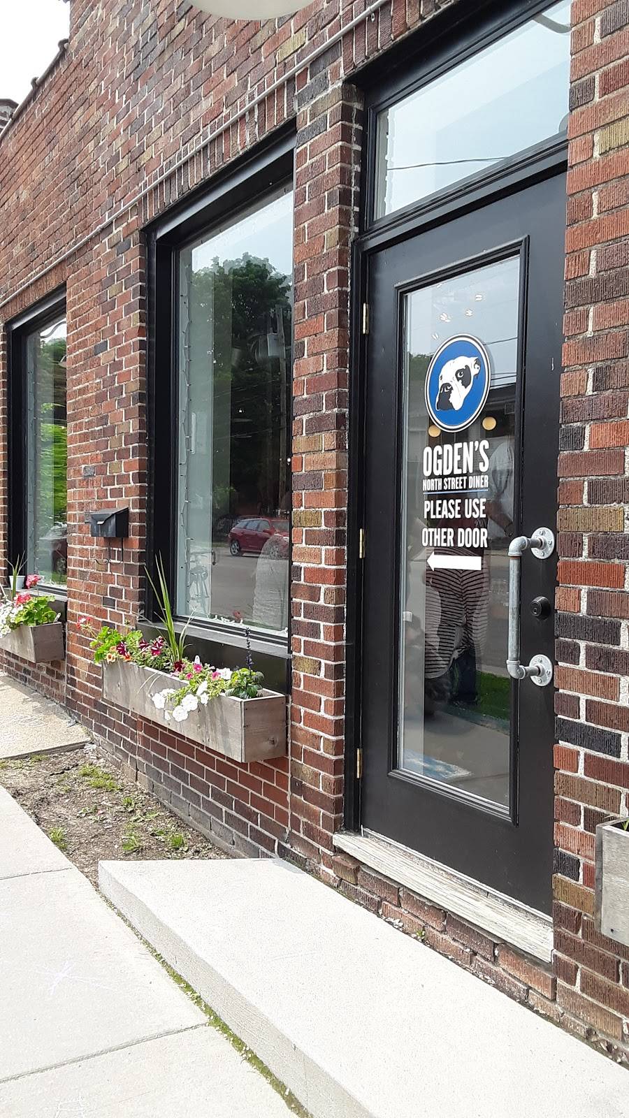 Ogdens North Street Diner | restaurant | 560 North St, Madison, WI 53704, USA | 6084673930 OR +1 608-467-3930