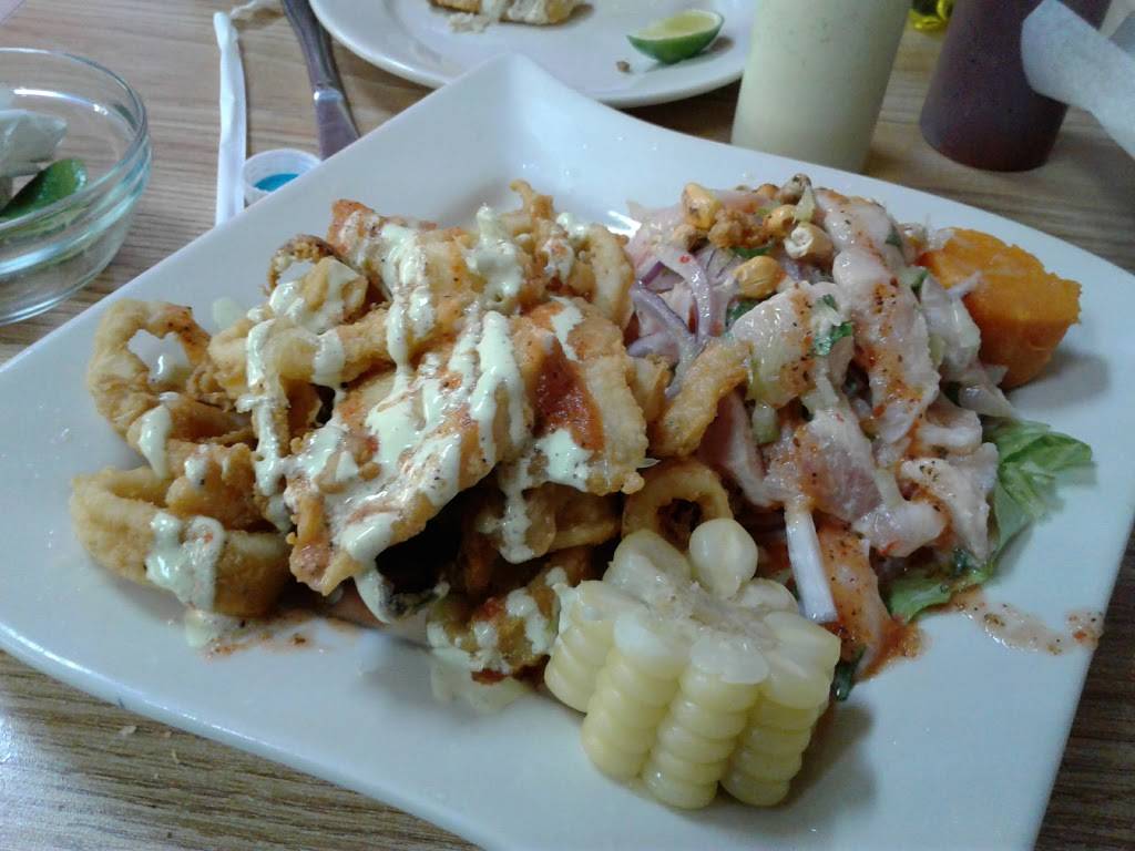 Rocotos Deli & Café | restaurant | 100A E Post Rd, White Plains, NY 10601, USA | 9146073440 OR +1 914-607-3440