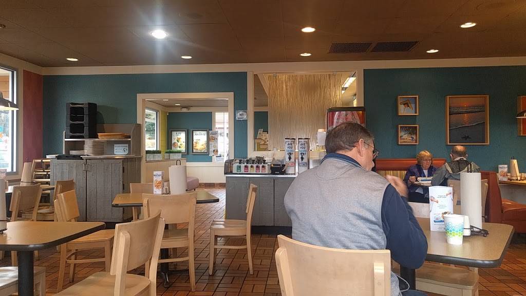 Captain Ds | restaurant | 180 Glynn St N, Fayetteville, GA 30214, USA | 7704617828 OR +1 770-461-7828