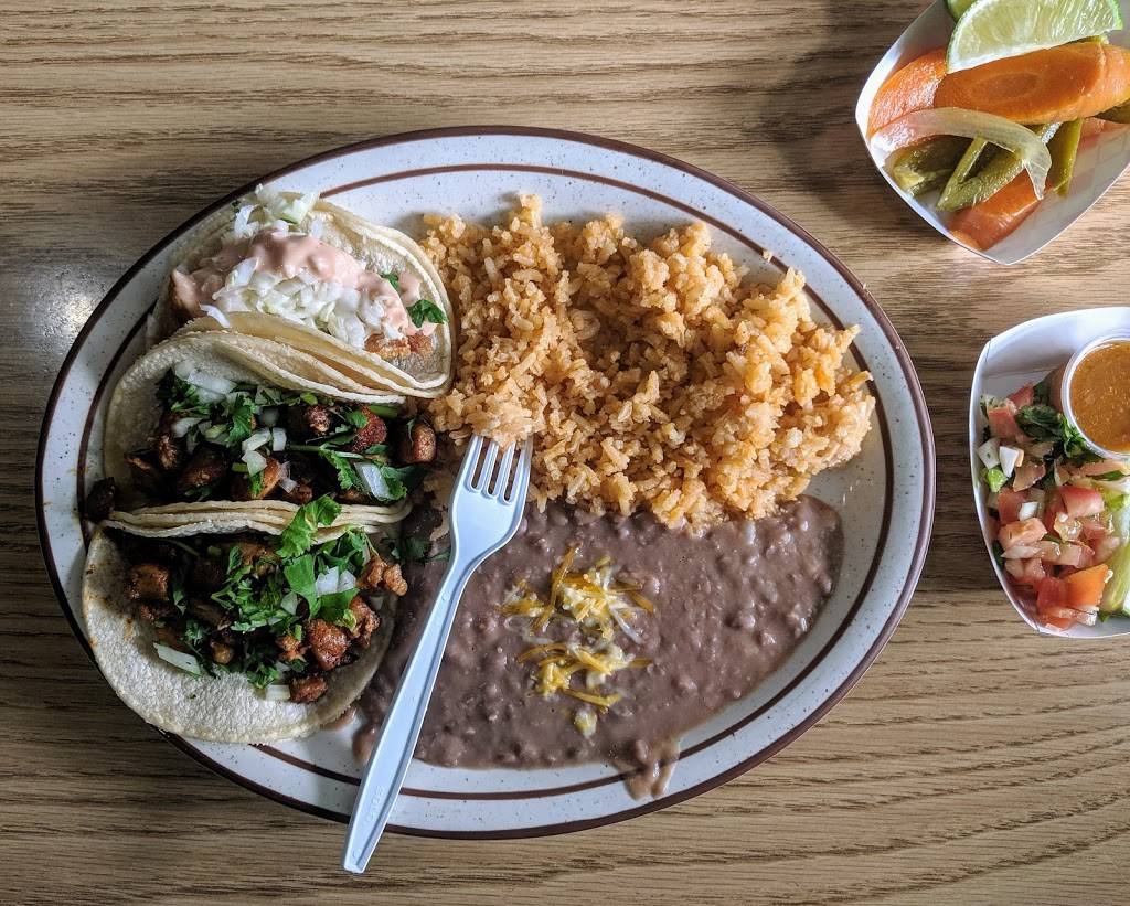 Taqueria El Rincon Express | restaurant | 8709 14th Ave S, Seattle, WA 98108, USA | 2062575355 OR +1 206-257-5355