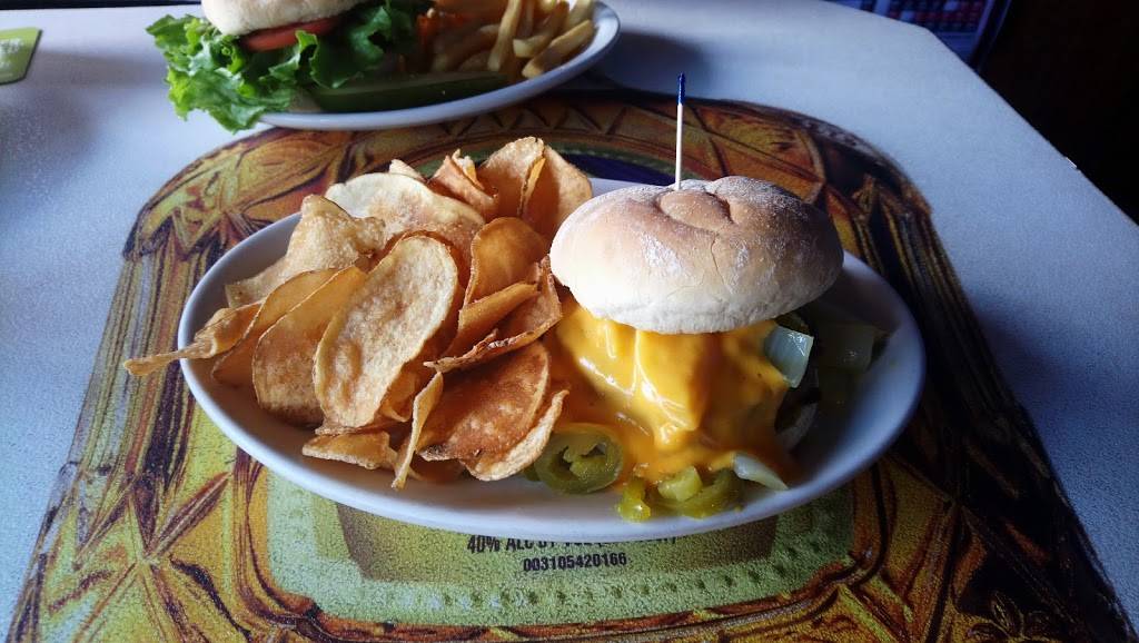 Ice House Tavern and Grill | restaurant | 10036 Brookpark Rd, Cleveland, OH 44130, USA | 2162677660 OR +1 216-267-7660