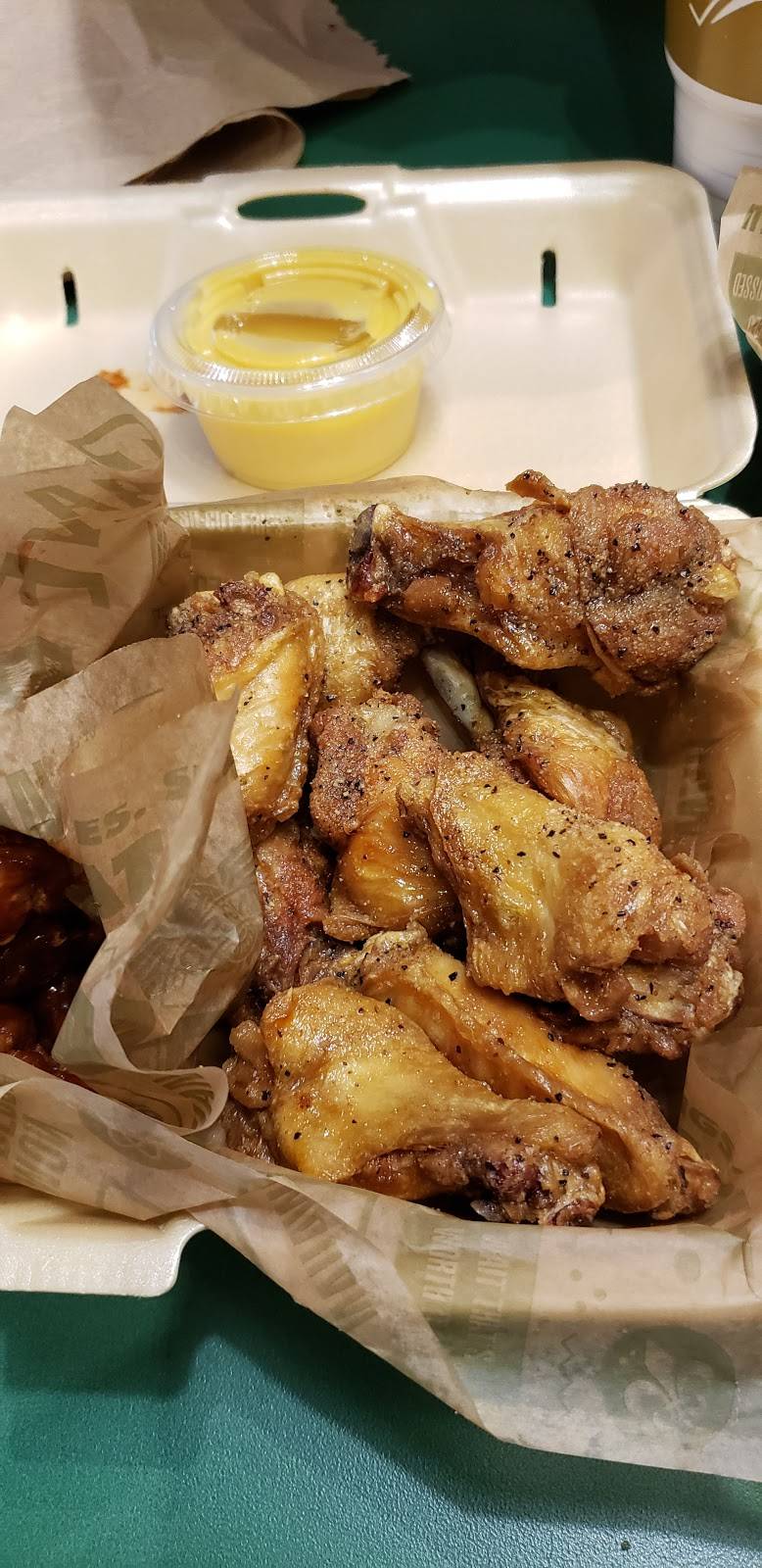 Wingstop | restaurant | 520 W 21st St, Norfolk, VA 23517, USA | 7576129464 OR +1 757-612-9464