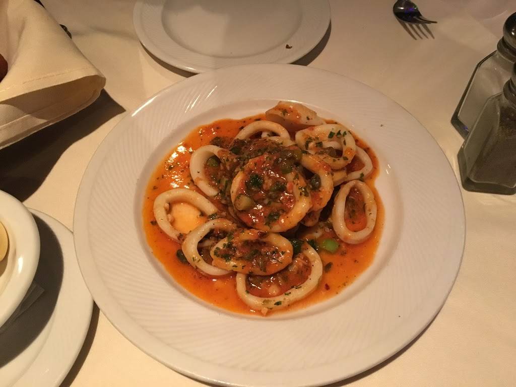 Ristorante Il Cenone | restaurant | 6419 Boul Gouin O, Montréal, QC H4K 1A9, Canada | 5143315344 OR +1 514-331-5344