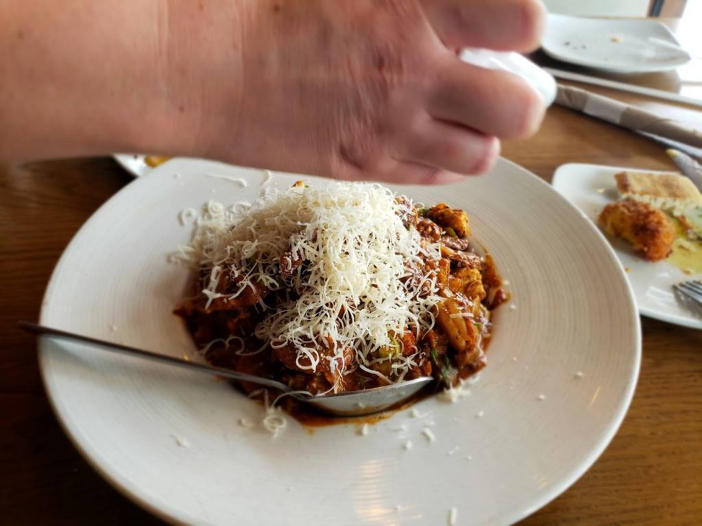 California Pizza Kitchen at Westfield Century City | restaurant | 10250 Santa Monica Blvd Westfield, Los Angeles, CA 90067, USA | 4243631235 OR +1 424-363-1235