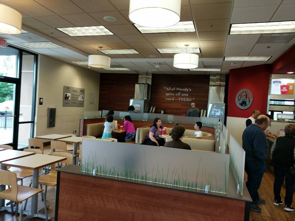 Wendys | restaurant | 7485 SW Nyberg St Rd, Tualatin, OR 97062, USA | 5036925511 OR +1 503-692-5511