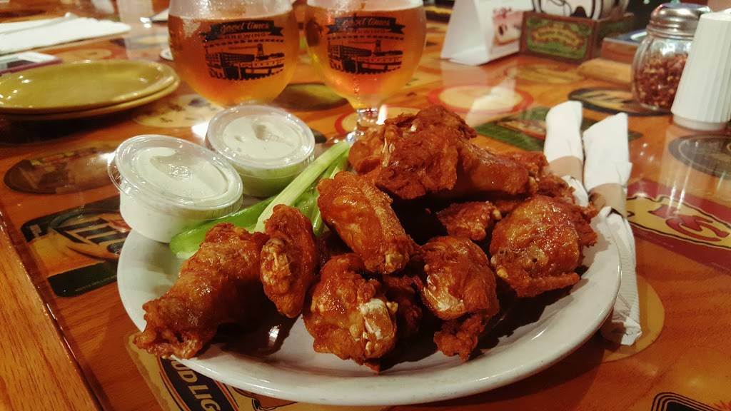 The Mill House | restaurant | 237 Maxwell Ave, Greenwood, SC 29646, USA | 8643230321 OR +1 864-323-0321