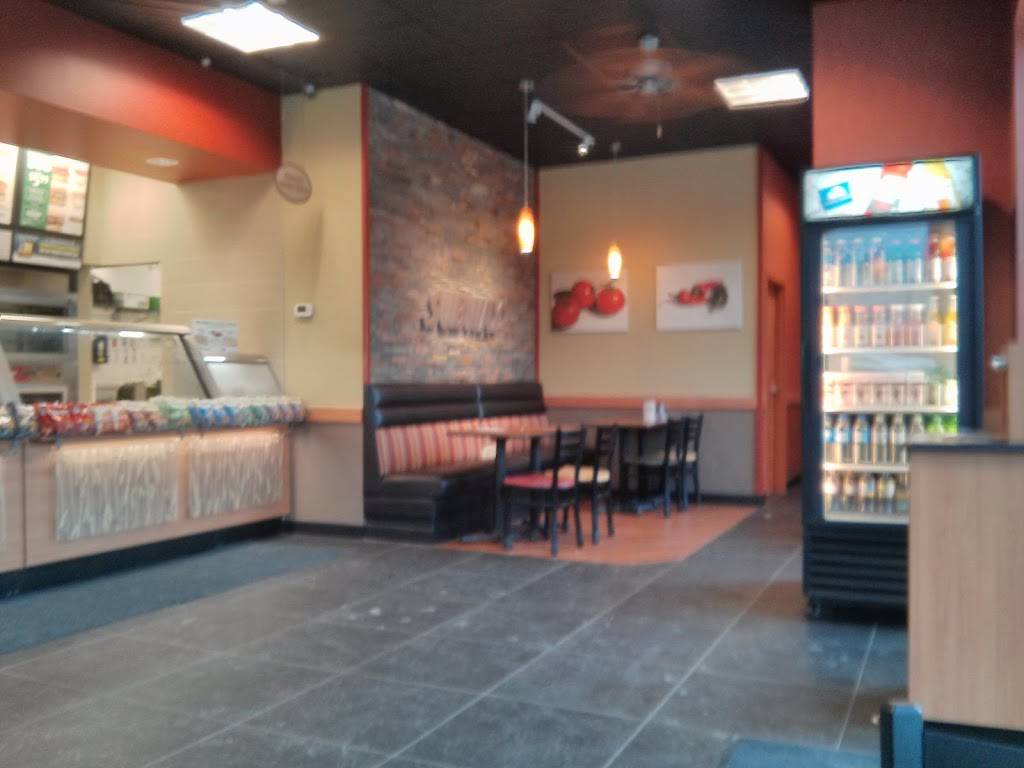 Subway | restaurant | 725 Fanshawe Park Rd W, London, ON N5G 5B4, Canada | 5196410000 OR +1 519-641-0000