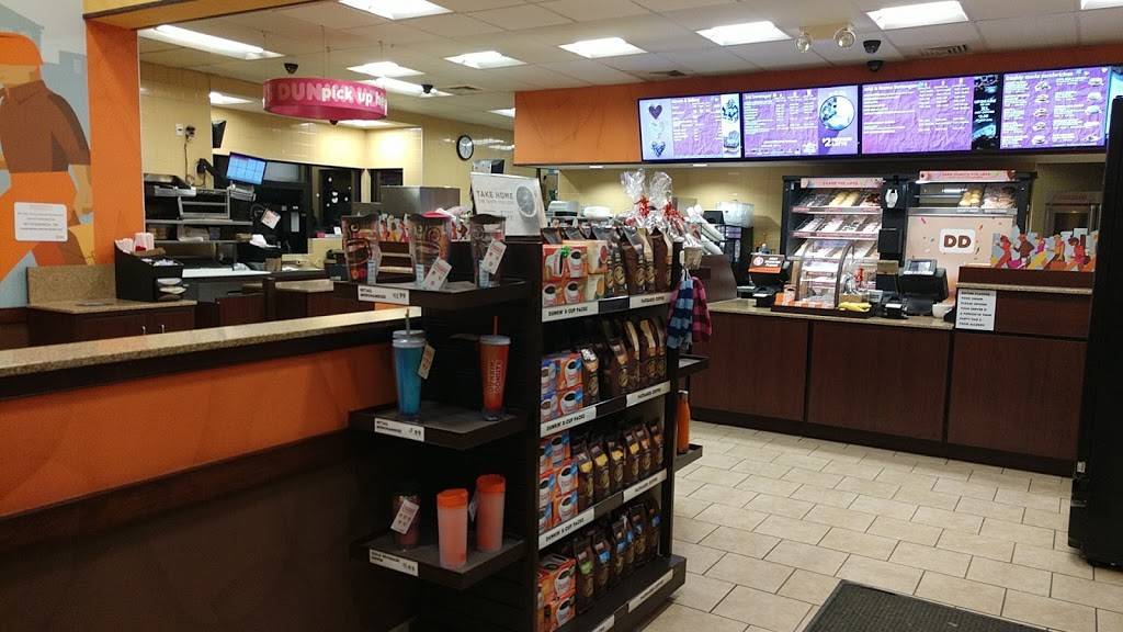 Dunkin | cafe | 160 Kukas Ln, Waterbury, CT 06705, USA | 2035742211 OR +1 203-574-2211