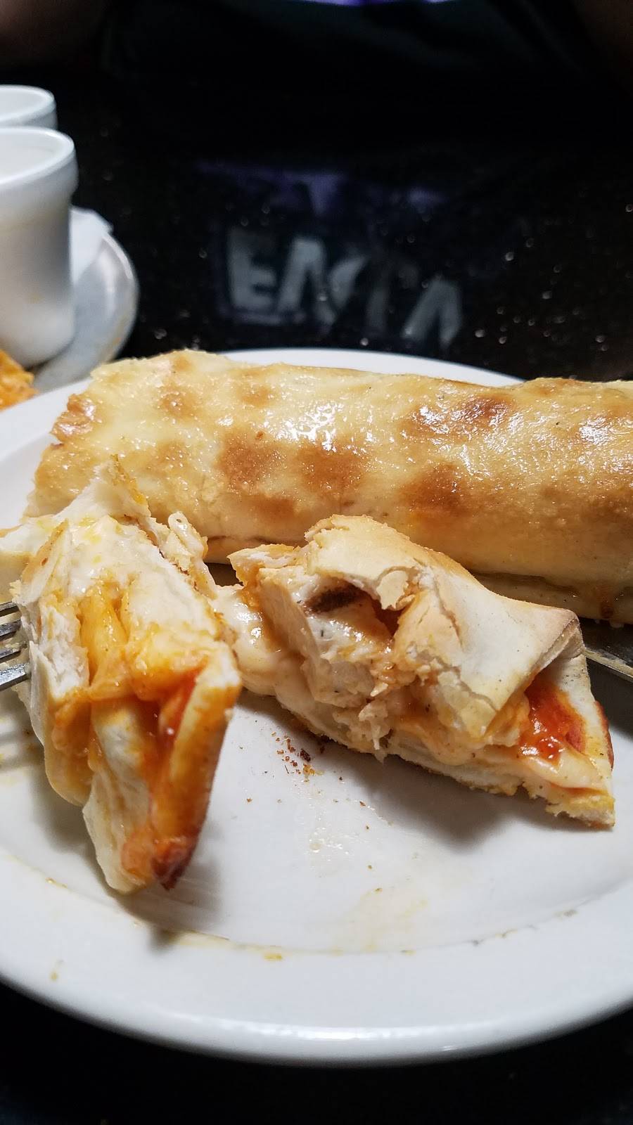 Campus Pollyeyes | restaurant | 440 E Court St, Bowling Green, OH 43402, USA | 4193529638 OR +1 419-352-9638