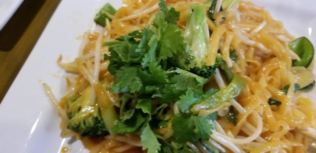 Cali Noodles & Grill | restaurant | 20955 Golden Springs Dr, Diamond Bar, CA 91789, USA | 9095989188 OR +1 909-598-9188