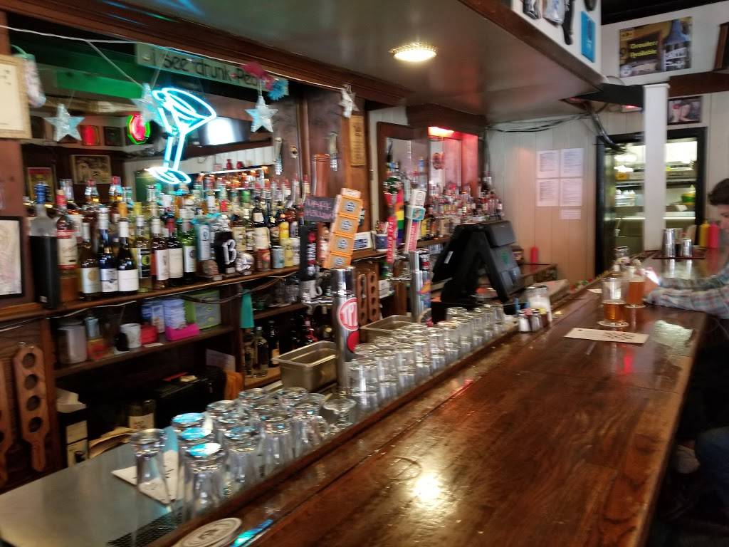 Cary St. Cafe | restaurant | 2631 W Cary St, Richmond, VA 23220, USA | 8043537445 OR +1 804-353-7445