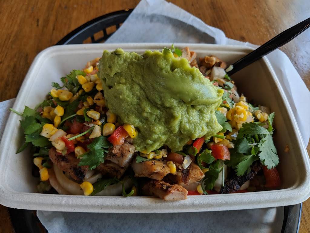 Freebirds World Burrito | restaurant | 17947 Chatsworth St, Granada Hills, CA 91344, USA | 8183688239 OR +1 818-368-8239