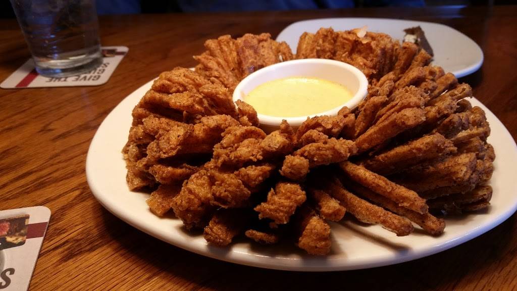 Outback Steakhouse | restaurant | 995 N Peachtree Pkwy, Peachtree City, GA 30269, USA | 7704869292 OR +1 770-486-9292